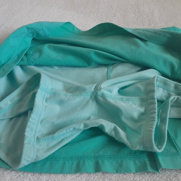 Lululemon Women's Size 2 Aqua Green Coolmax Inner Drawstring Athletic Skort - Picture 8 of 13